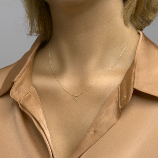 Geelgouden collier uitgevoerd met een hartvormig hangertje. MAAT 41 - 43 - 45 cm - 51313