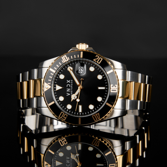 VNDX AMS LXRY GOLD BLACK HEREN HORLOGE MT14750-01 - 51987