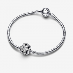 Pandora Sparkling Herbarium Cluster Round Charm 792383C01 - 53254