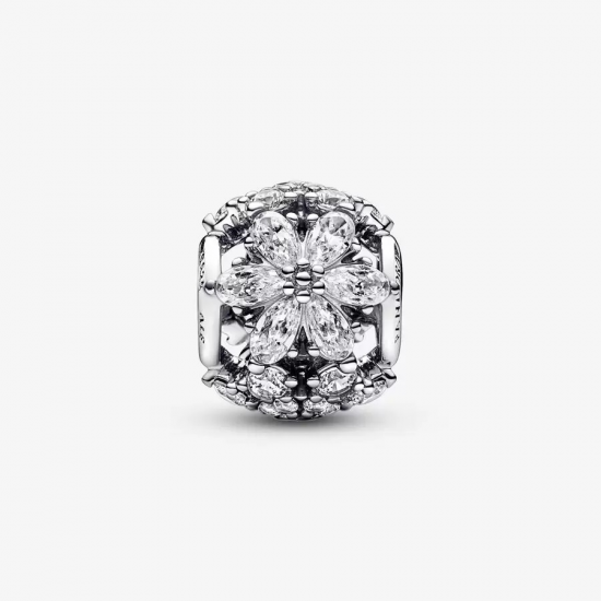 Pandora Sparkling Herbarium Cluster Round Charm 792383C01 - 53254