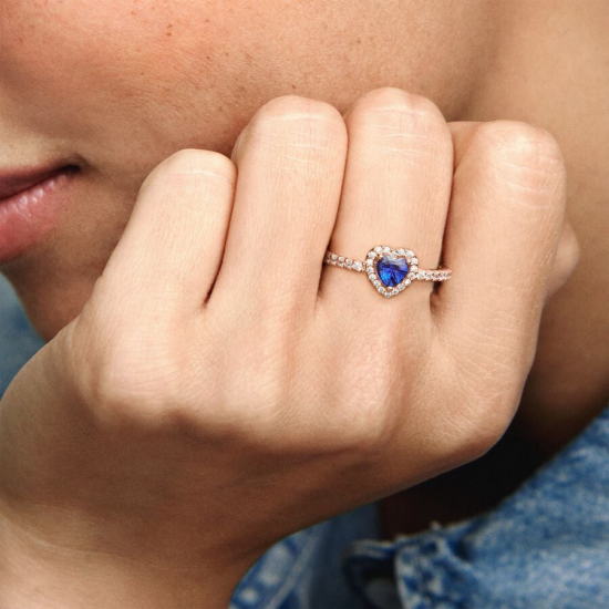Pandora Glinsterende Verhoogde Hartring maat 17.5 188421C01-56 - 54060