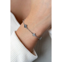 ZINZI zilveren schakel armband met twee zilveren en drie blauwe klavers 16-19cm ZIA2582 - 55450